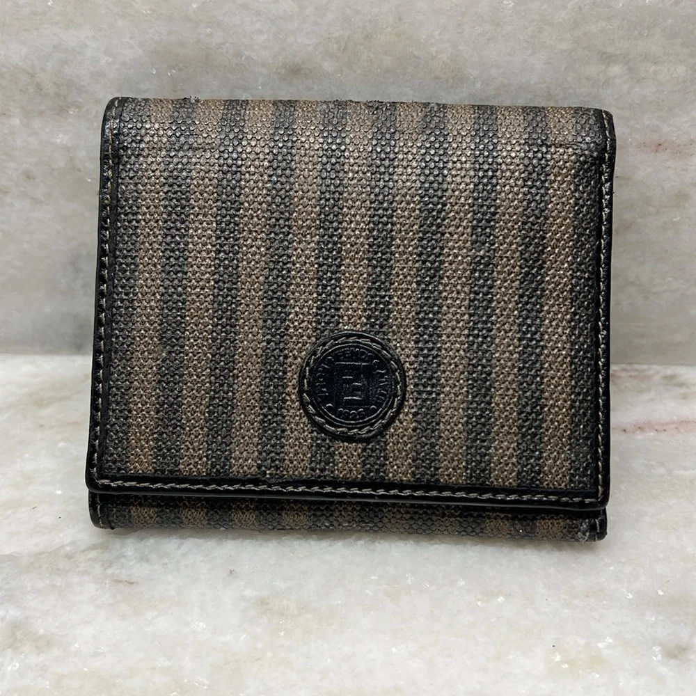 Fendi vintage, authentic trifold, wallet